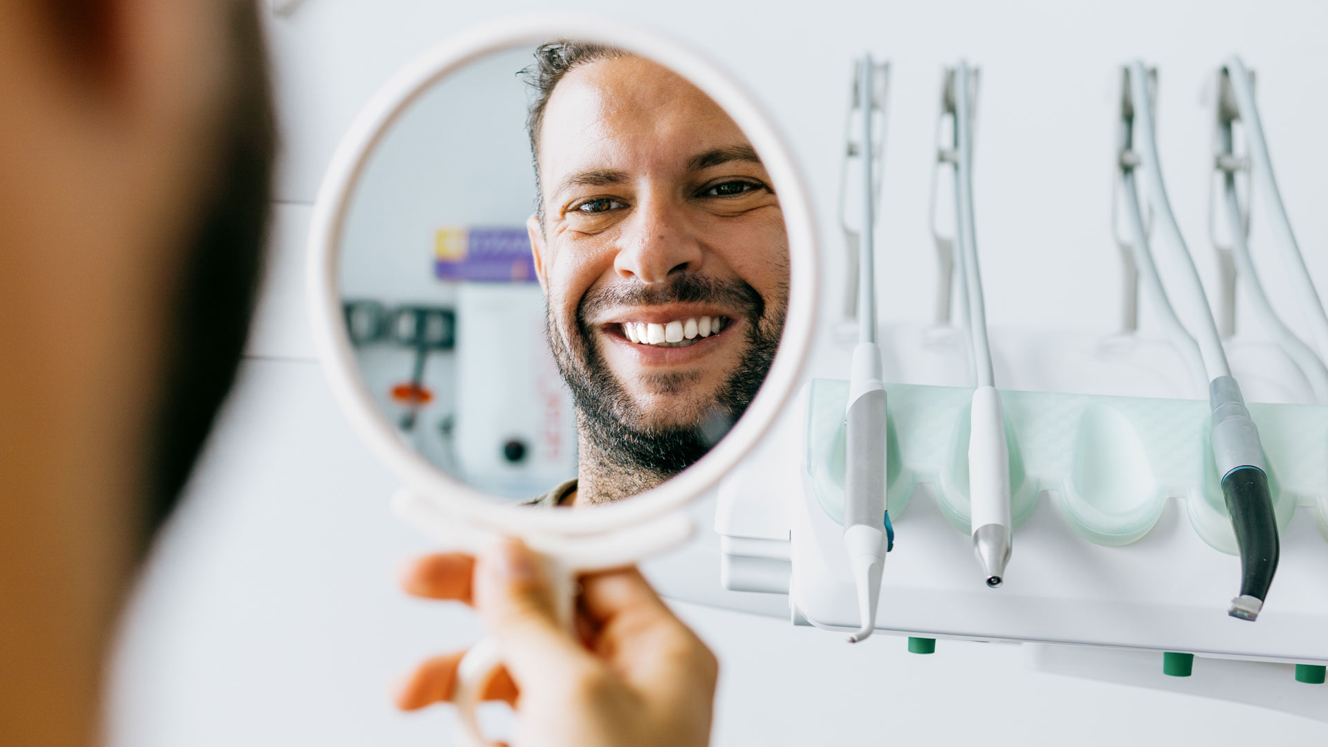 <h1>Looking for teeth whitening in Chester?</h1><h2>Make your smile sparkle with teeth whitening</h2>